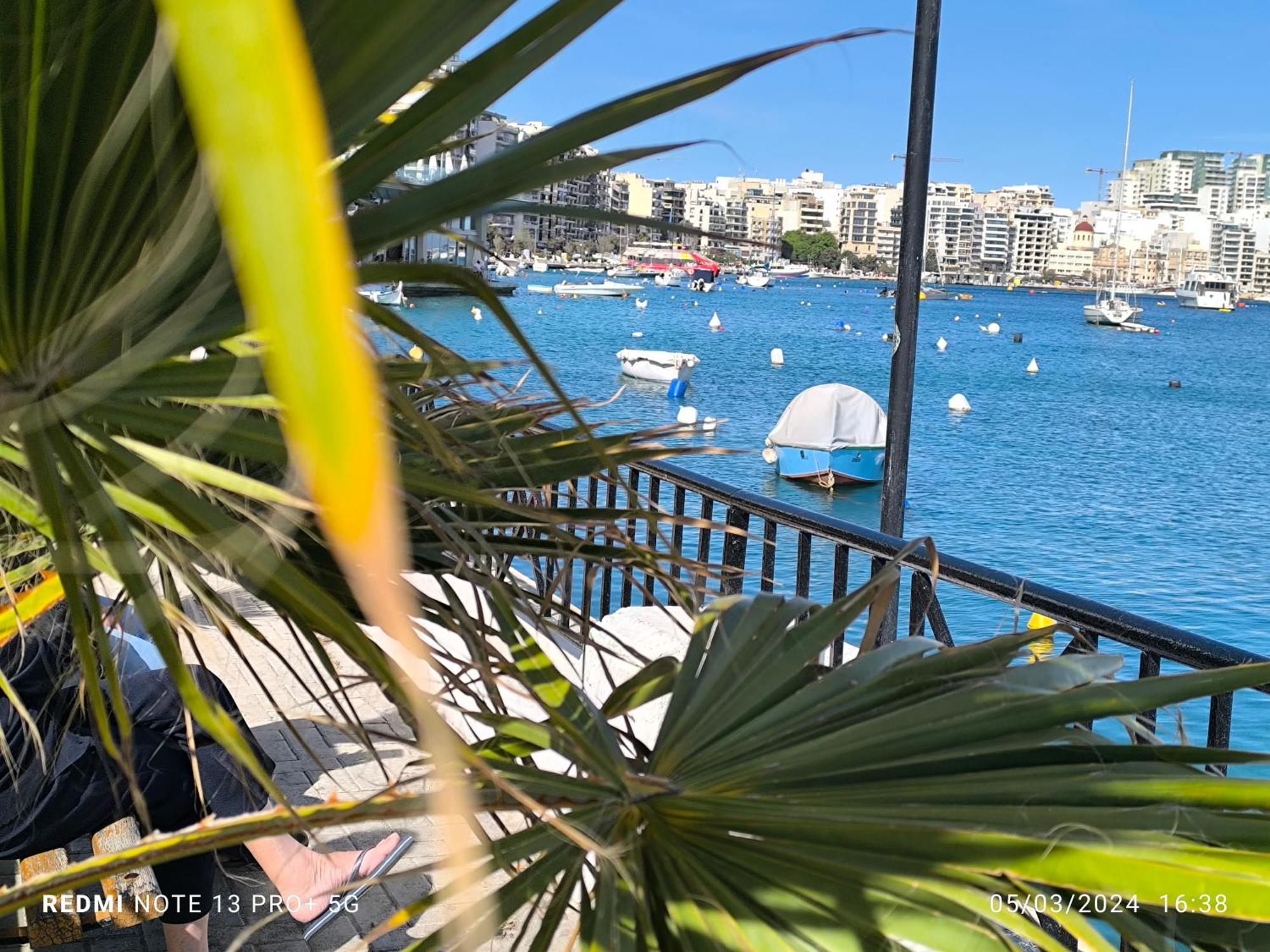 One Bedroom Tea Apartment Il-Gzira المظهر الخارجي الصورة