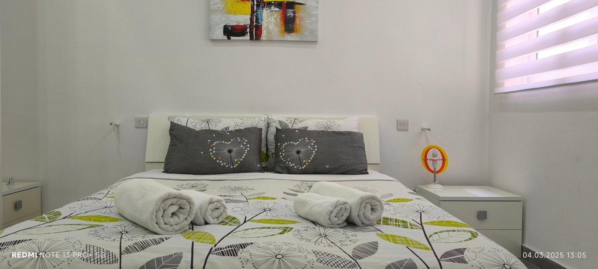 One Bedroom Tea Apartment Il-Gzira المظهر الخارجي الصورة